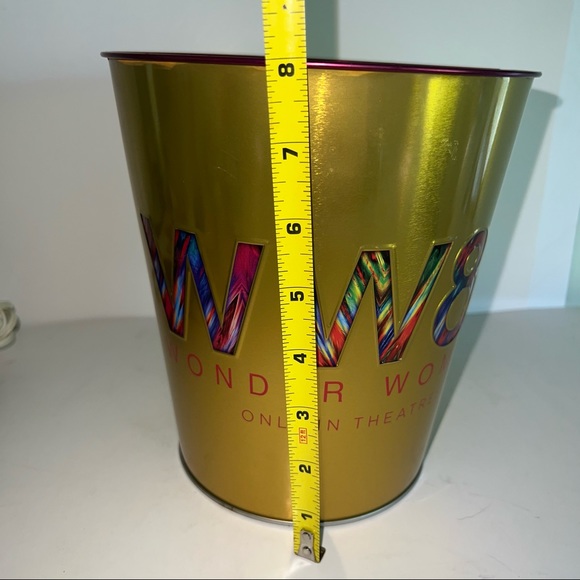 AMC Limited Edition Wonder Woman 1984 WW84 Popcorn Bucket Shiny Gold Pink Rare - Picture 7 of 8
